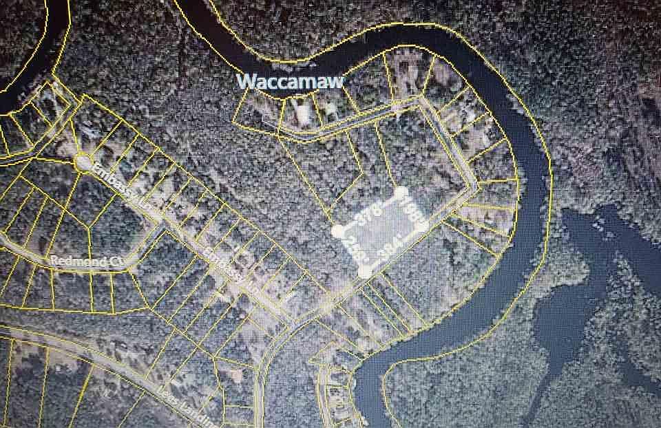 1st image of 300 Waccamaw River Dr