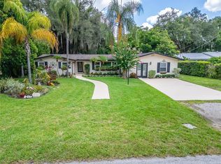 806 Fig Tree Ln, Brandon, FL 33511