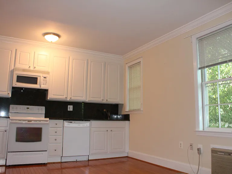 3520 W Pl NW #205 — Photo 6