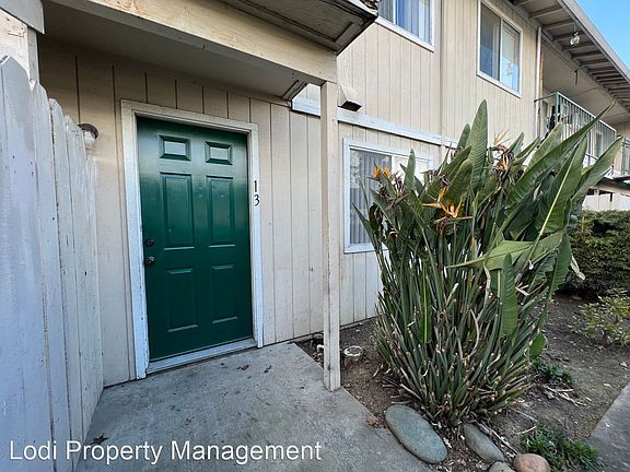 2nd image of 205 Daisy Ave #13