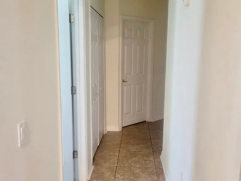 2483 Huron Cir — Photo 17