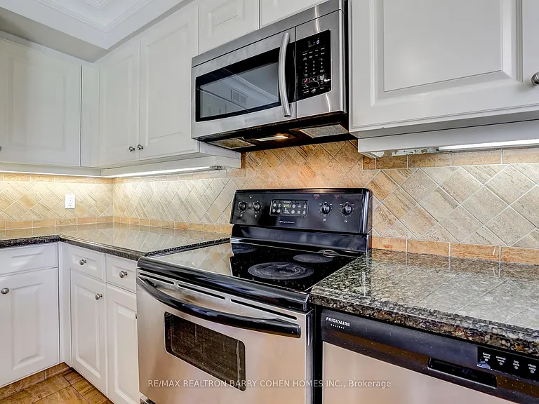 9 Sonata Cres — Photo 12