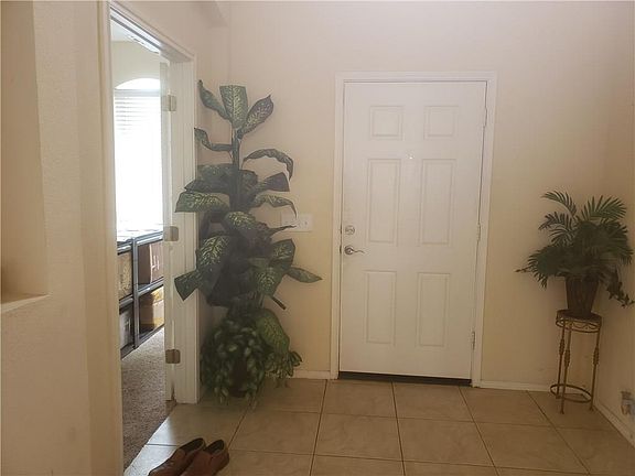3rd image of 3000 Peppercorn Dr