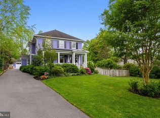 10011 Frederick Ave, Kensington, MD 20895