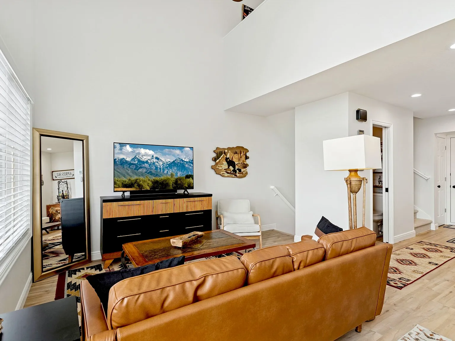 2 bed, 2.5 bath, 1522 sqft, $2,600 — Photo 3