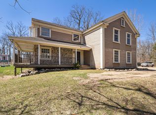 5583 Patterson Lake Rd, Pinckney, MI 48169