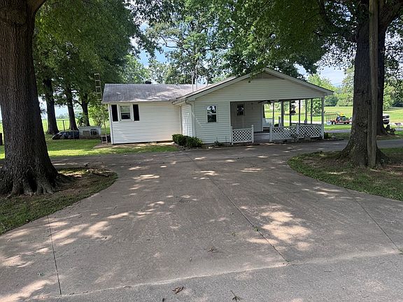 2nd image of 955 Old Paris Rd