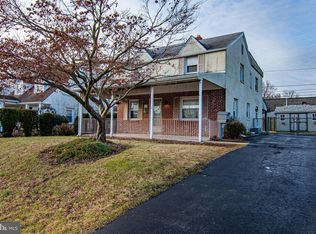 835 Cricket Rd, Secane, PA 19018