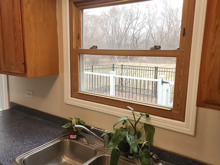 39W496 Hemlock Dr — Photo 23