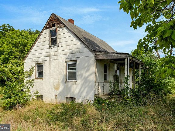 2nd image of 10112 Piper Ln