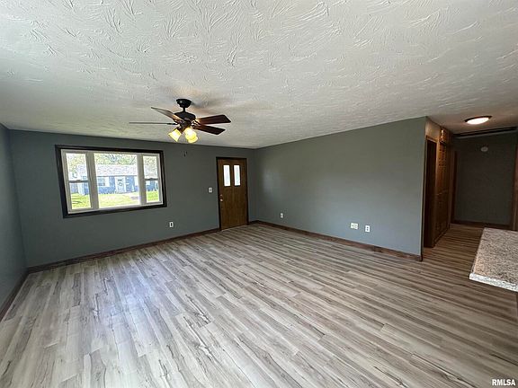 5th image of 3823 10th Avenue Ct