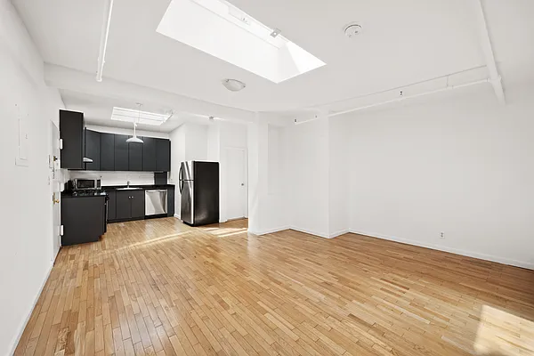 Rented by Corcoran | media 7