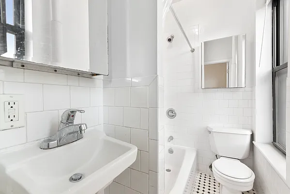 Rented by Halstead Real Estate | media 21