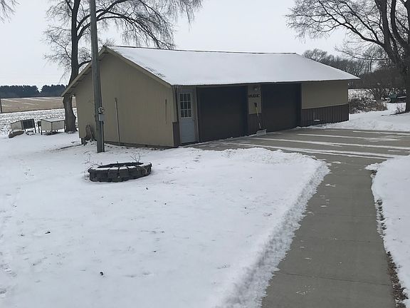 3 Stall Garage