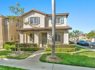 35 Royal Victoria, Irvine, CA 92606