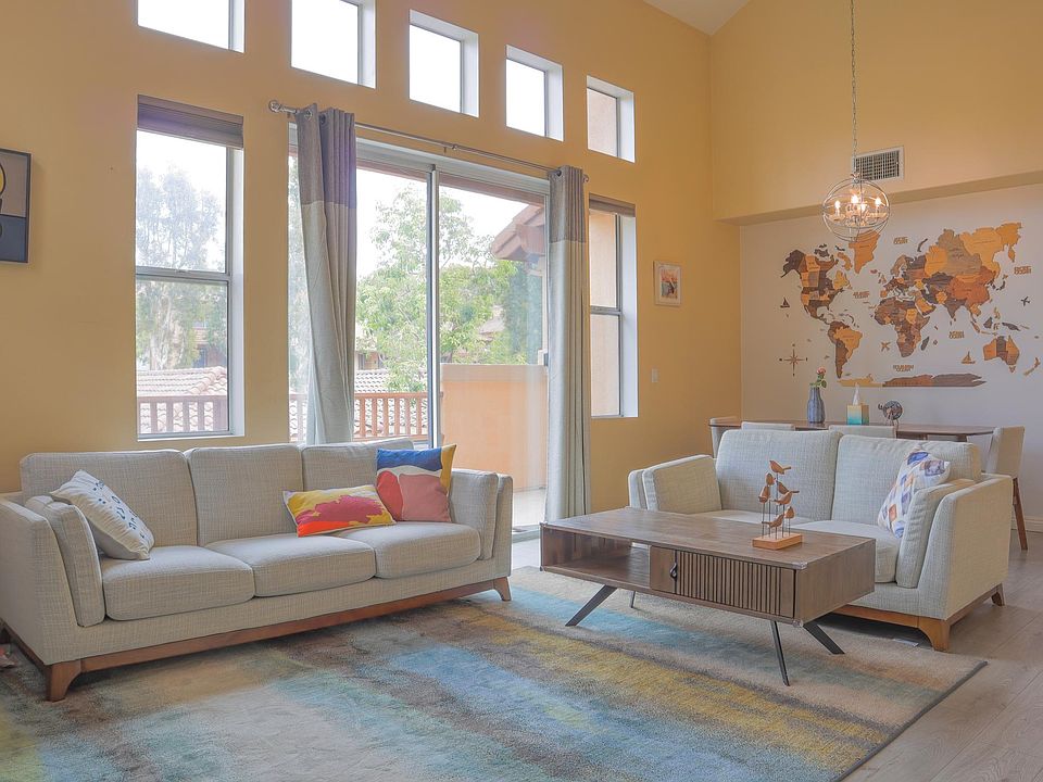 1st image of 2686 Dunstan Dr