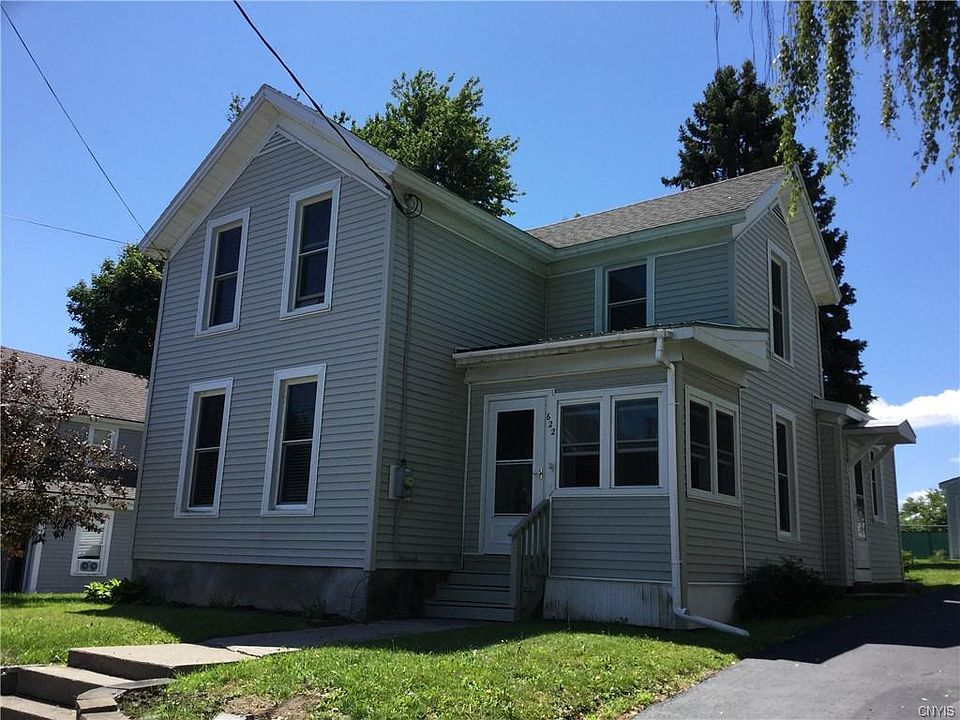 1st image of 622 Emerson St