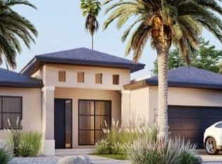 516 Diplomat Pkwy E, Cape Coral, FL 33909