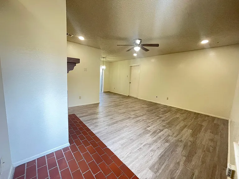 636 Ridgeline Dr #636 — Photo 2