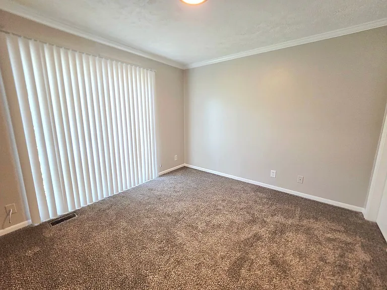 1104 - 1116 Mazatlan Cir. — Photo 13