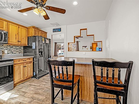 5th image of 1535 Alexander Cir
