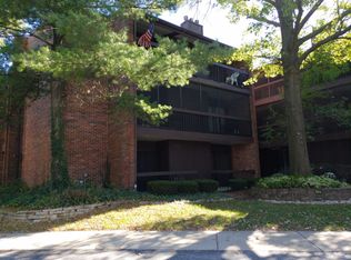 14511 Central Ct PENTHOUSE 2, Oak Forest, IL 60452