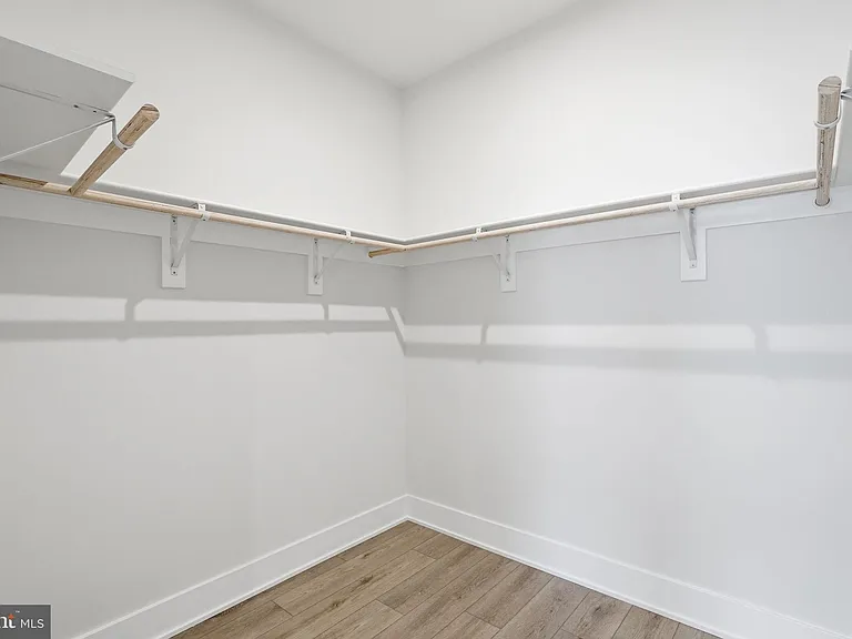 42200 Shining Star Sq — Photo 13