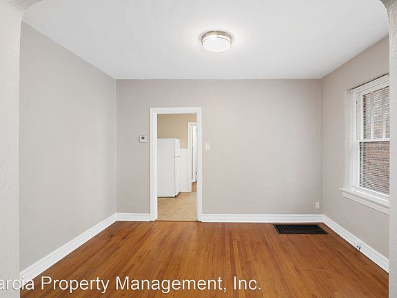 4th image of 6259 Hoffman Ave