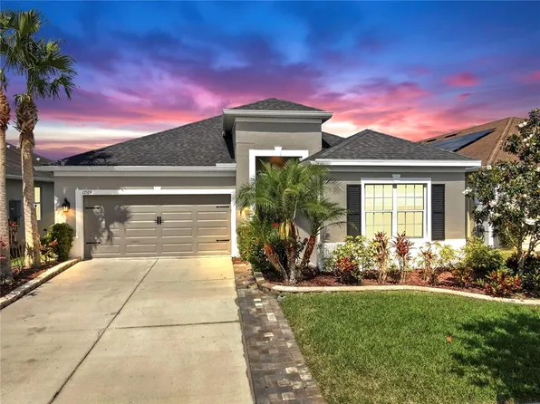17529 Buckingham Garden Dr, Lithia, FL 33547