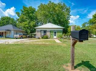 742 E 8th St, Ada, OK 74820