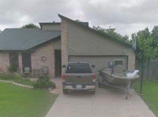 2 Ranch House Loop, Angleton, TX 77515