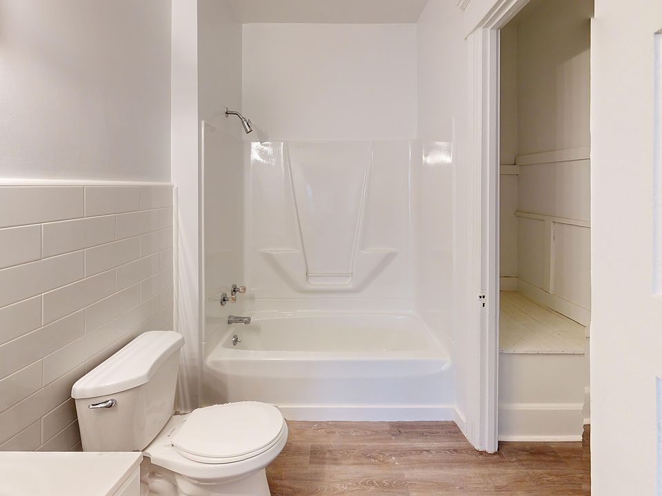 Bathroom *sample photo