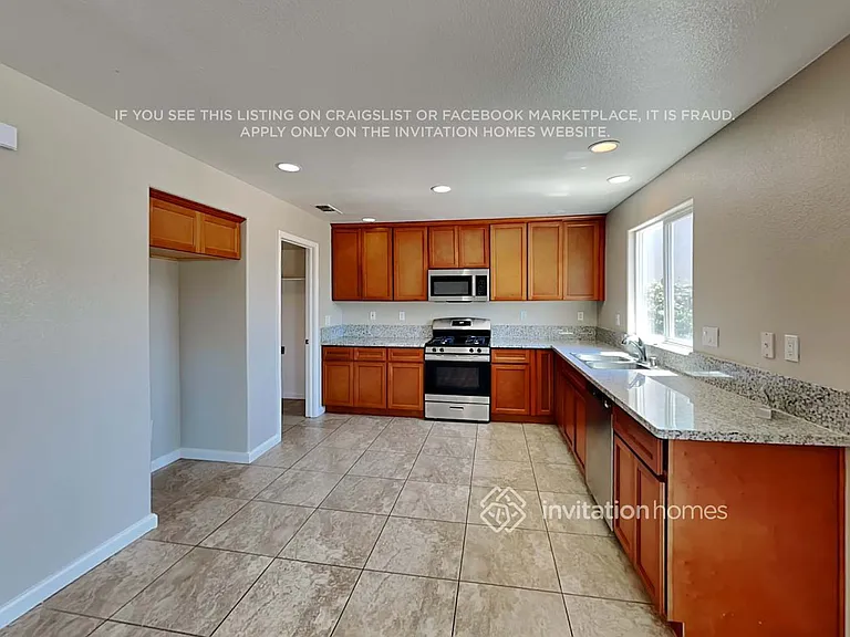 8812 Billfish Way — Photo 8