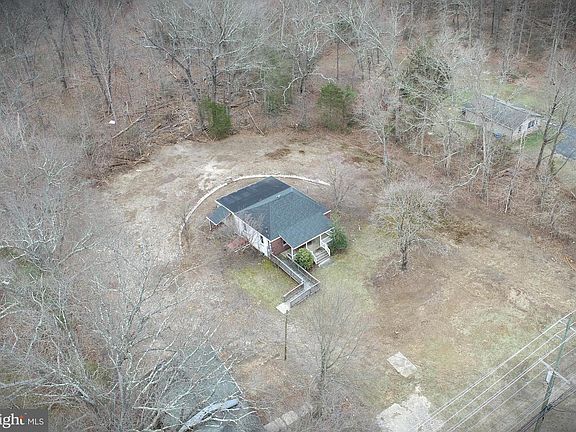 3rd image of 830 N Tuckahoe Rd