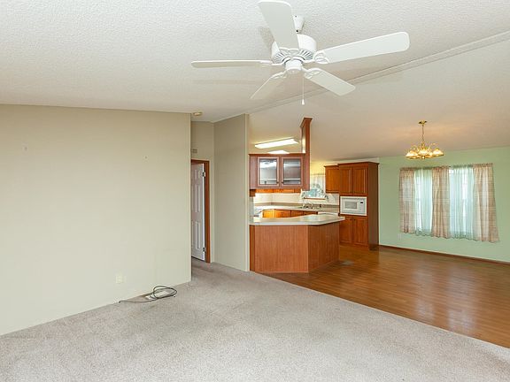 5th image of 435 32nd Rd Unit 619