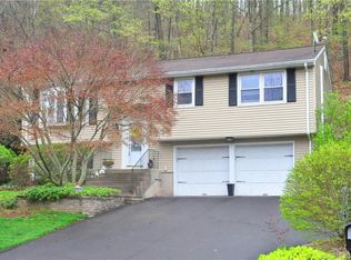 104 Metacomet Rd, Plainville, CT 06062