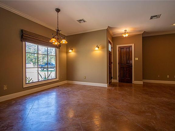 3rd image of 6020 Toria Dr