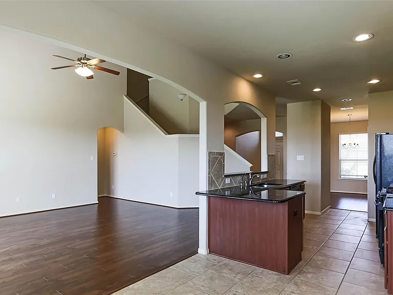 3443 Arrowhead Bay Ln — Photo 3
