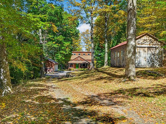 2nd image of 6 Town Farm Road
