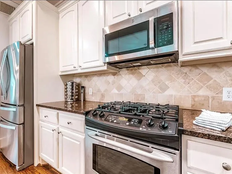 5303 Nett St #A — Photo 10