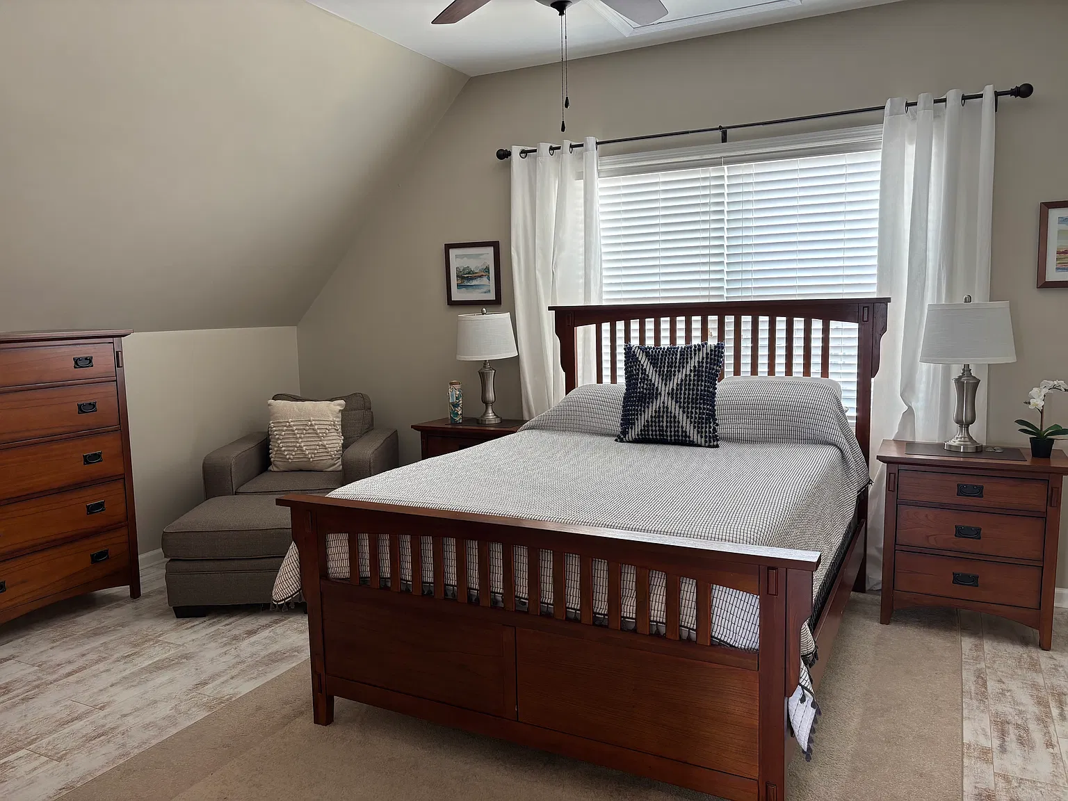4 bed, 2000 sqft, $3,250 — Photo 4