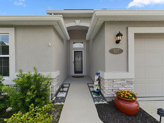 4th image of 107 Old Field Ln