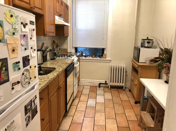 60 Queensberry St, Boston, MA