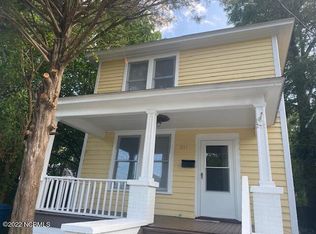 241 E 3rd St, Washington, NC 27889