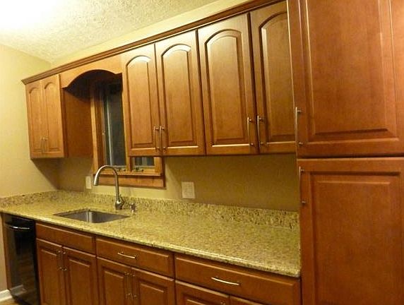5th image of 26364 Redwood Dr