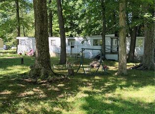 7339 Squirrel Rd, Williamsfield, OH 44093