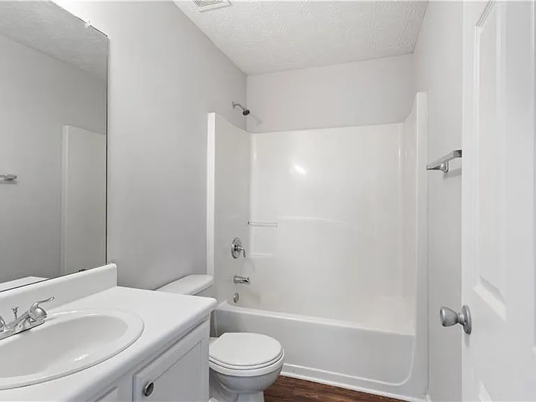 317 Shasta Ln — Photo 24