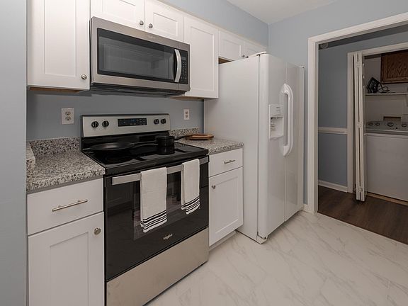 4th image of 4801 Marlwood Way