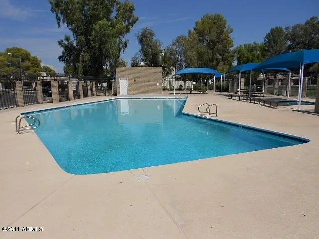 2616 W Joan De Arc Ave — Photo 13
