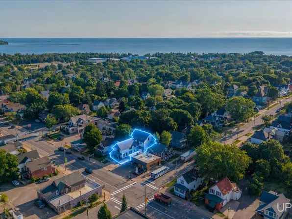 908 N 3rd St, Marquette, MI 49855